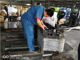 杭州叉車|夏日電動叉車電池養(yǎng)護，了解一下